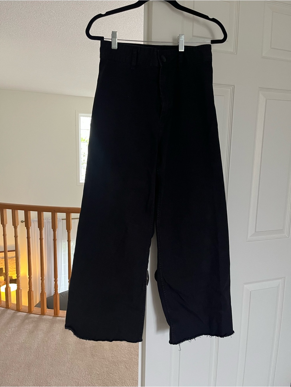 Zara Black Wide-Leg jeans Size 8